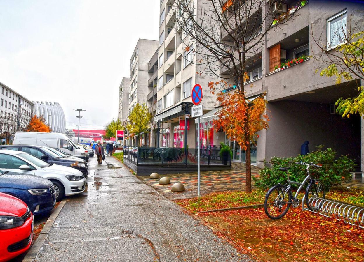 Apartments Dora Zagreb Bagian luar foto