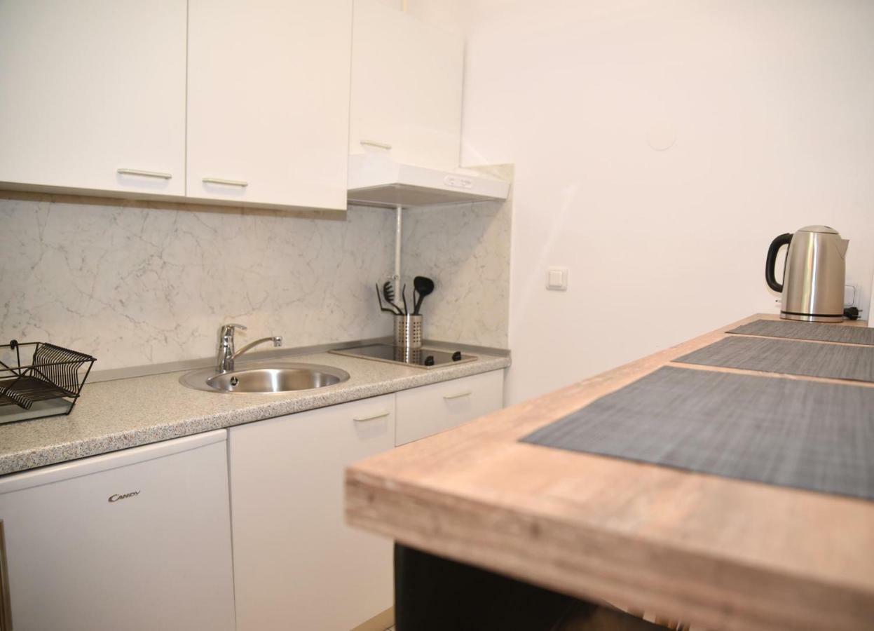 Apartments Dora Zagreb Bagian luar foto